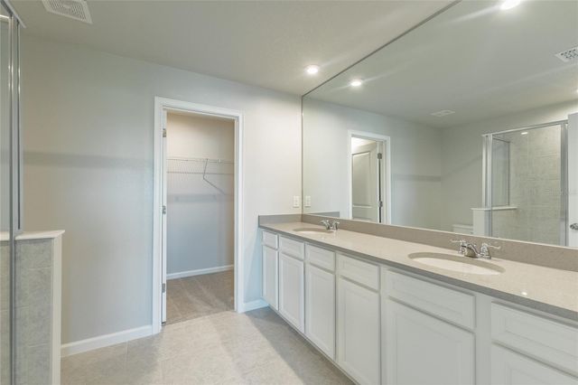 19309 BLUE POND DRIVE, Lutz, FL 33558