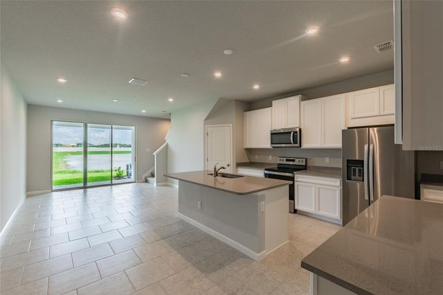 19309 BLUE POND DRIVE, Lutz, FL 33558