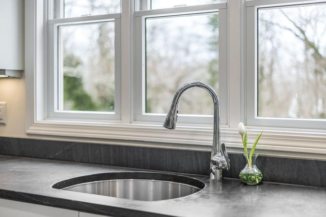 10 Grouse Street, West Falmouth, MA 02540