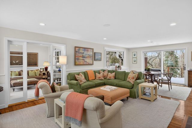 10 Grouse Street, West Falmouth, MA 02540