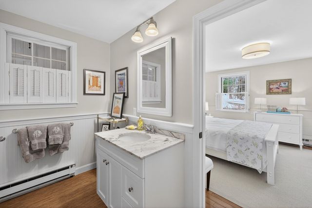 10 Grouse Street, West Falmouth, MA 02540