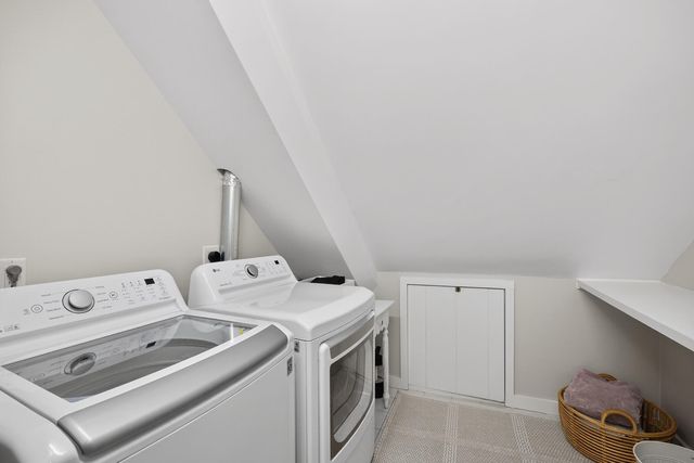 10 Grouse Street, West Falmouth, MA 02540