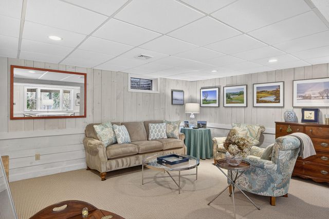 10 Grouse Street, West Falmouth, MA 02540