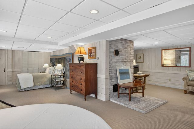 10 Grouse Street, West Falmouth, MA 02540