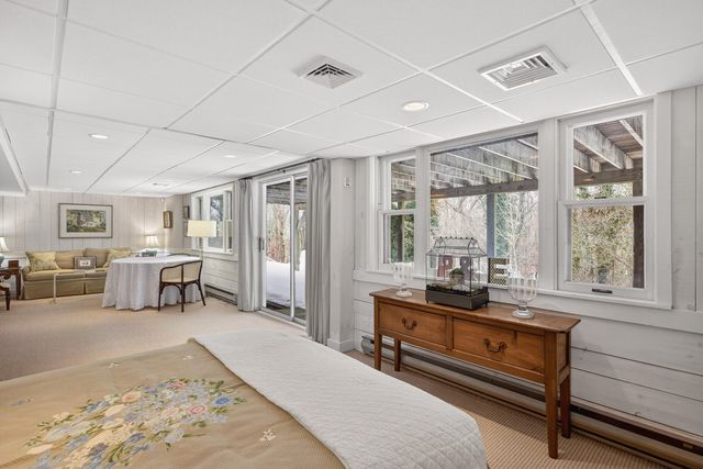 10 Grouse Street, West Falmouth, MA 02540