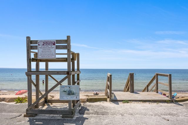 10 Grouse Street, West Falmouth, MA 02540