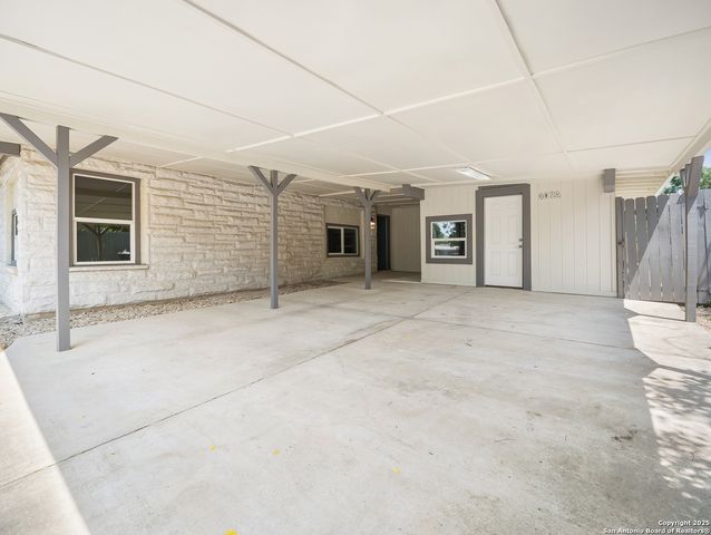 407A Sharon Dr # A, San Antonio, TX 78216