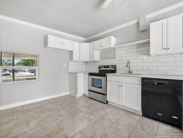 407A Sharon Dr # A, San Antonio, TX 78216