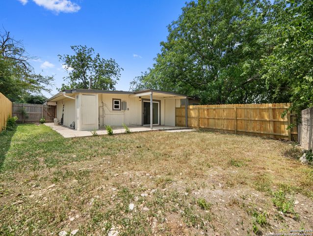 407A Sharon Dr # A, San Antonio, TX 78216