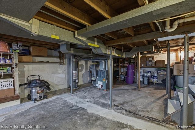 23644 E Main Street, Armada, MI 48005