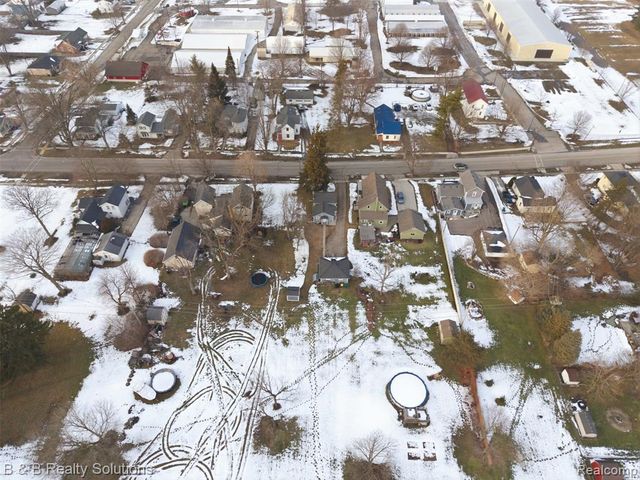 23644 E Main Street, Armada, MI 48005