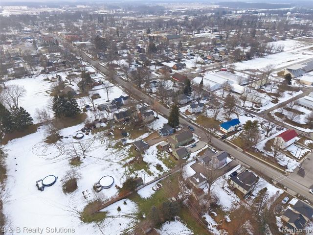 23644 E Main Street, Armada, MI 48005