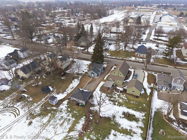 23644 E Main Street, Armada, MI 48005