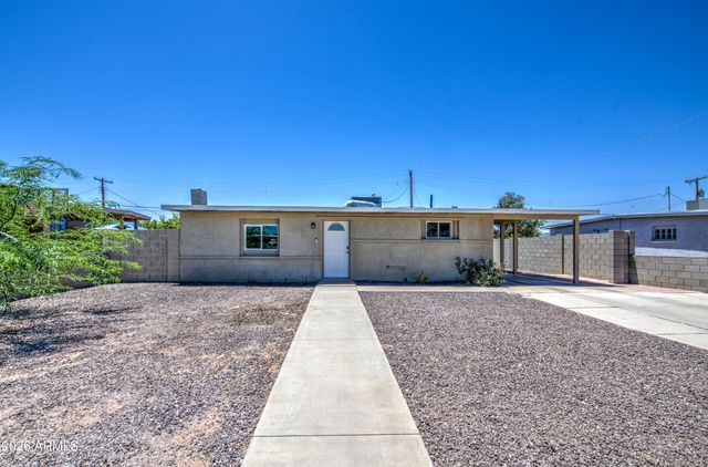 2225 E LYNNE Lane, Phoenix, AZ 85042