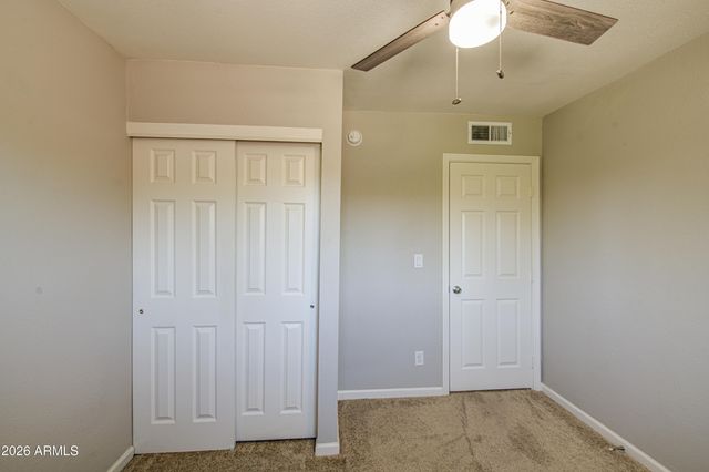 2225 E LYNNE Lane, Phoenix, AZ 85042