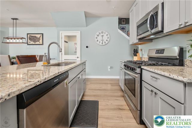 7592 Clayton Avenue, Upper Saucon Twp, PA 18036