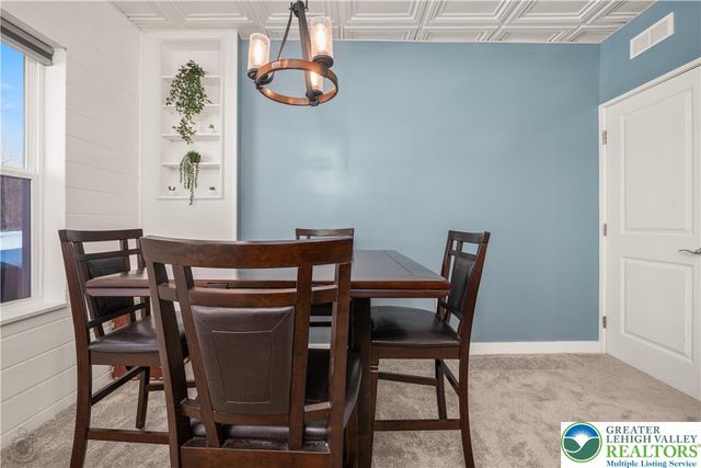 7592 Clayton Avenue, Upper Saucon Twp, PA 18036