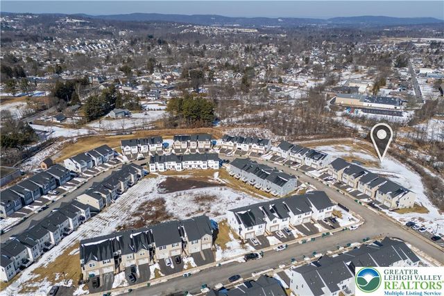 7592 Clayton Avenue, Upper Saucon Twp, PA 18036