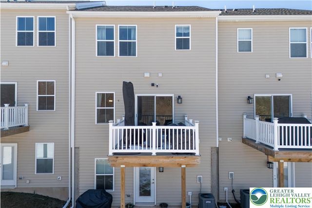 7592 Clayton Avenue, Upper Saucon Twp, PA 18036