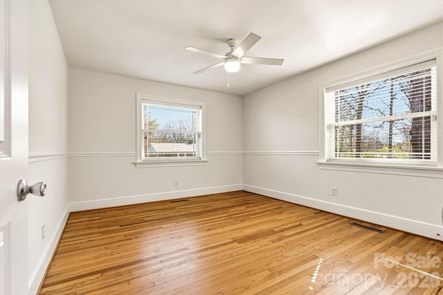 1212 3rd Street Drive SE, Conover, NC 28613