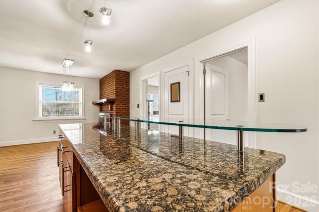 1212 3rd Street Drive SE, Conover, NC 28613