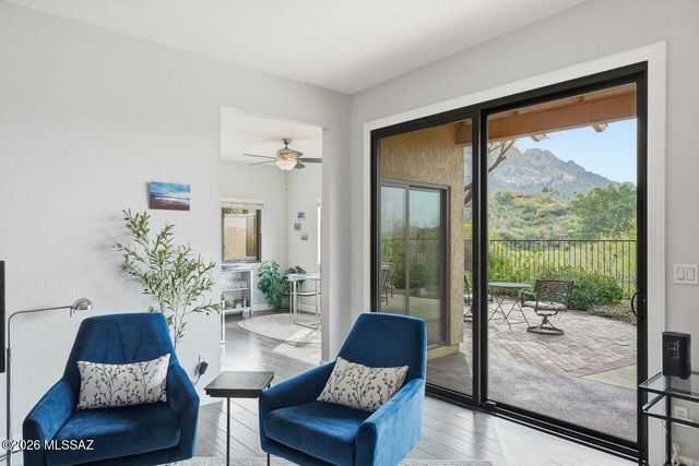 930 E Camino Corrida, Oro Valley, AZ 85737