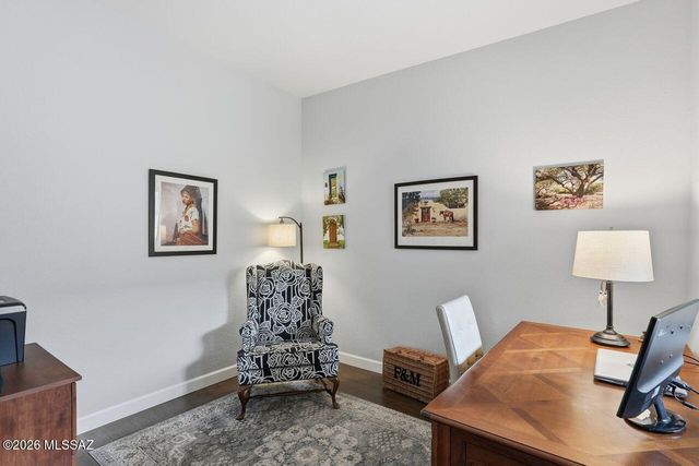 930 E Camino Corrida, Oro Valley, AZ 85737