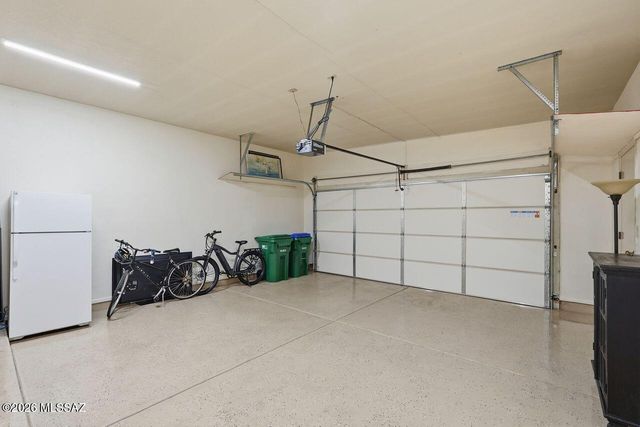 930 E Camino Corrida, Oro Valley, AZ 85737