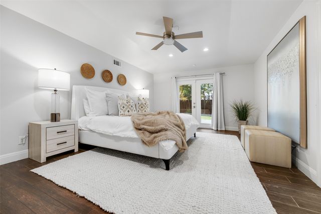 7363 Meadow Oaks Drive, Dallas, TX 75230