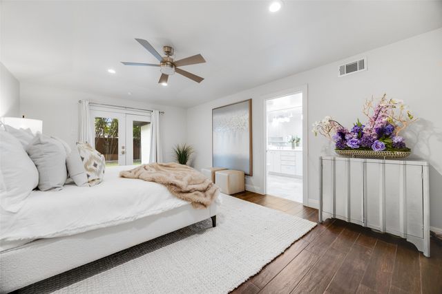 7363 Meadow Oaks Drive, Dallas, TX 75230