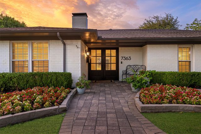7363 Meadow Oaks Drive, Dallas, TX 75230