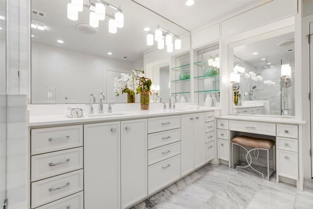 7363 Meadow Oaks Drive, Dallas, TX 75230