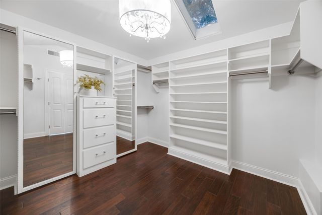 7363 Meadow Oaks Drive, Dallas, TX 75230