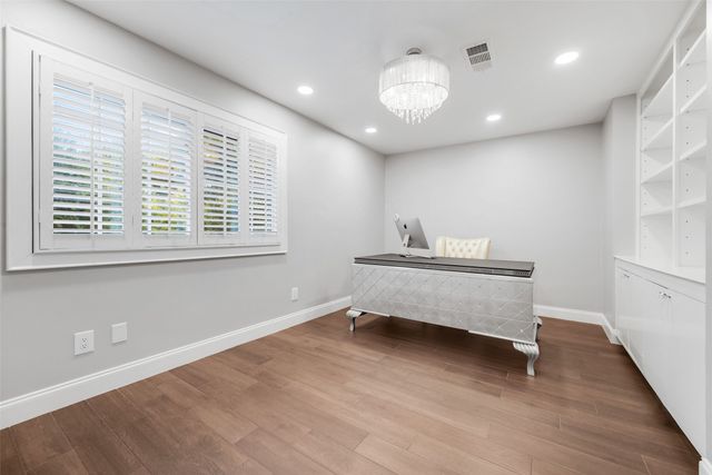 7363 Meadow Oaks Drive, Dallas, TX 75230