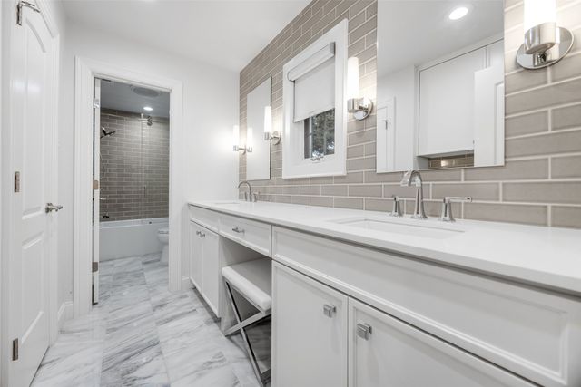 7363 Meadow Oaks Drive, Dallas, TX 75230