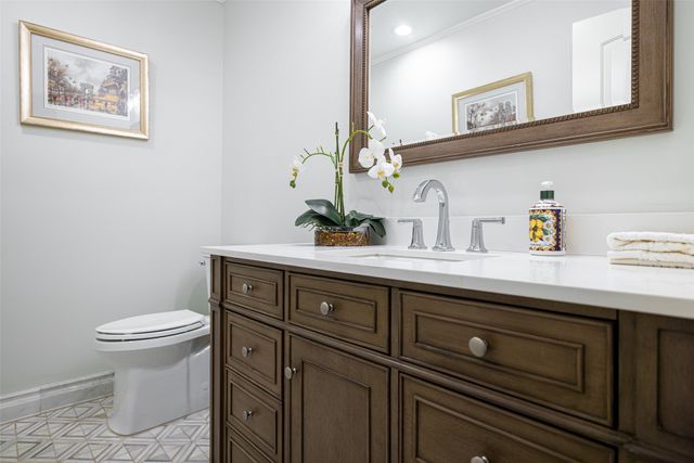 7363 Meadow Oaks Drive, Dallas, TX 75230