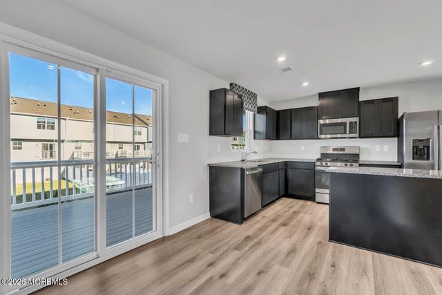 1 L Wendowski Street, Edgewater Park, NJ 08010