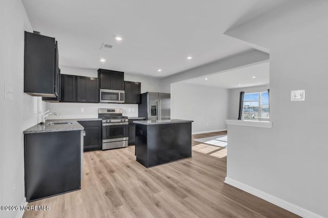 1 L Wendowski Street, Edgewater Park, NJ 08010