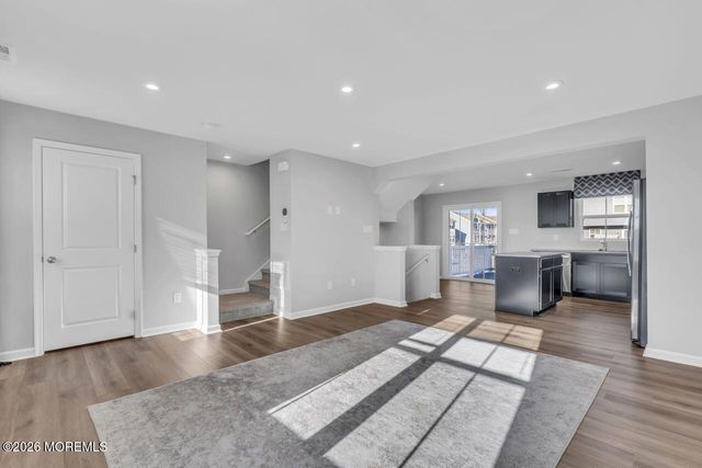 1 L Wendowski Street, Edgewater Park, NJ 08010