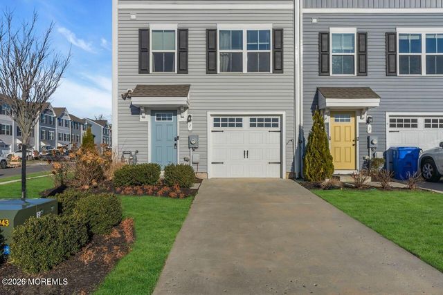 1 L Wendowski Street, Edgewater Park, NJ 08010