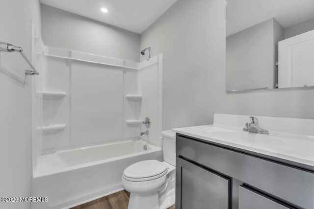 1 L Wendowski Street, Edgewater Park, NJ 08010