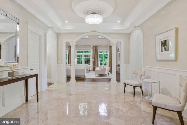 6700 LUPINE LN, Mclean, VA 22101