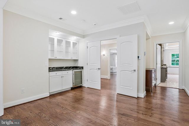 6700 LUPINE LN, Mclean, VA 22101