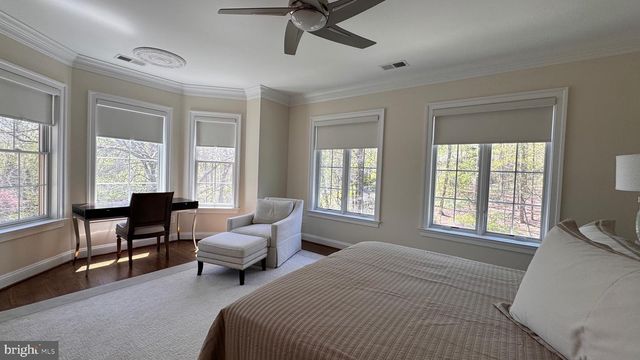 6700 LUPINE LN, Mclean, VA 22101