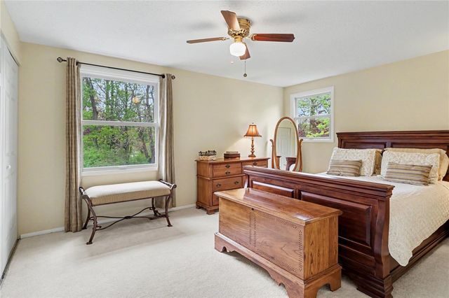 29 Camborne Circle, Perinton, NY 14450