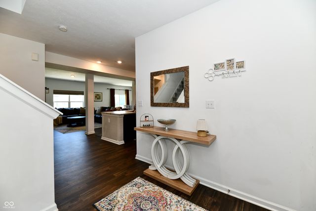 10118 Falls Canyon Lane, Indianapolis, IN 46229