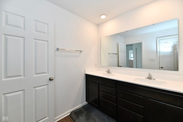 10118 Falls Canyon Lane, Indianapolis, IN 46229