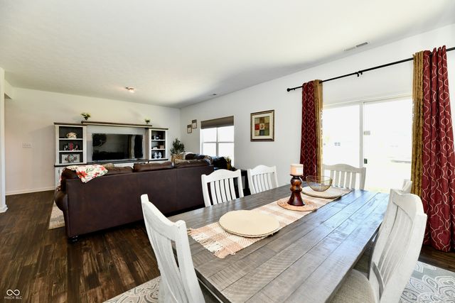 10118 Falls Canyon Lane, Indianapolis, IN 46229