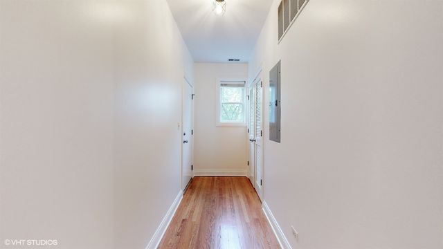 1546 W Sherwin Avenue 2N, Chicago, IL 60626