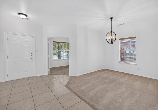 5916 Crestview Drive, Grand Prairie, TX 75052